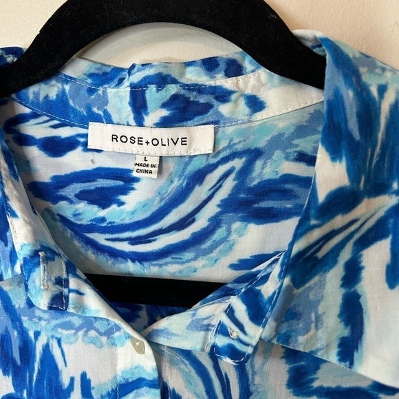 Rose + Olive Women's Blue Button Shirt Fashion Art to Wear Lightweight - Picture 3 of 9